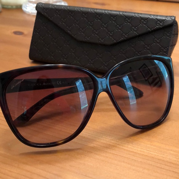 Gucci sunglasses - Picture 2 of 6